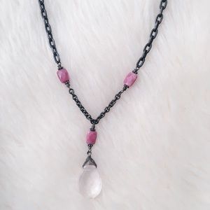 NEW 🌷 Lori Lori Flirty Pink Quartz Necklace